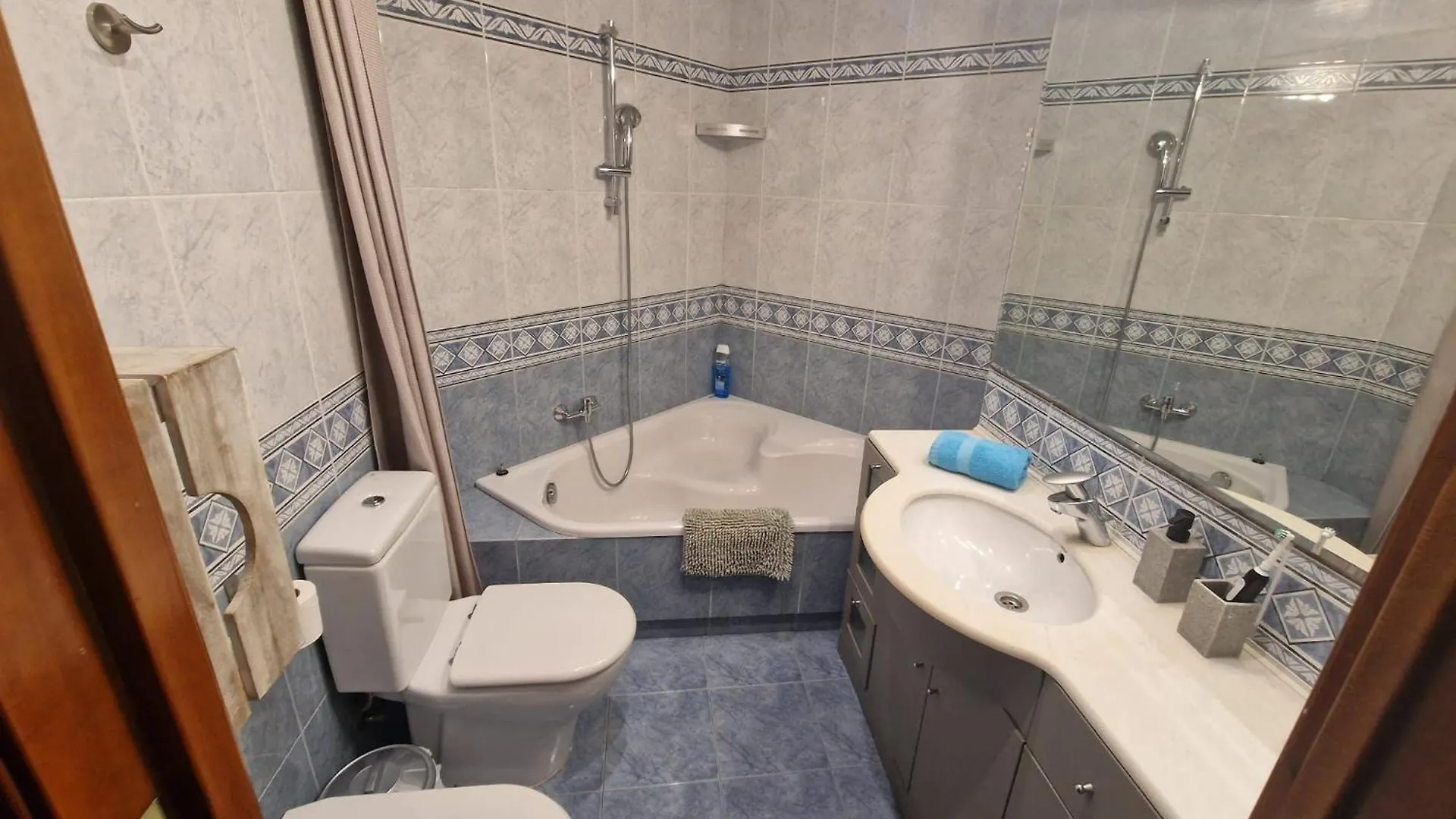 Rooms Paris Barcelona