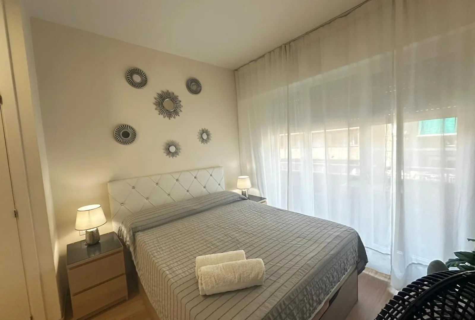 Rooms Paris Barcelona