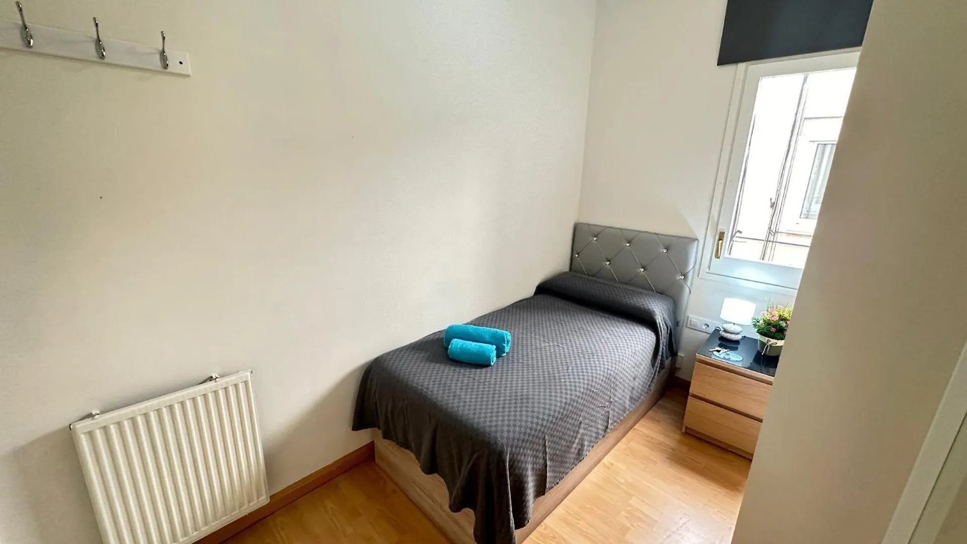 Rooms Paris Barcelona 0*,