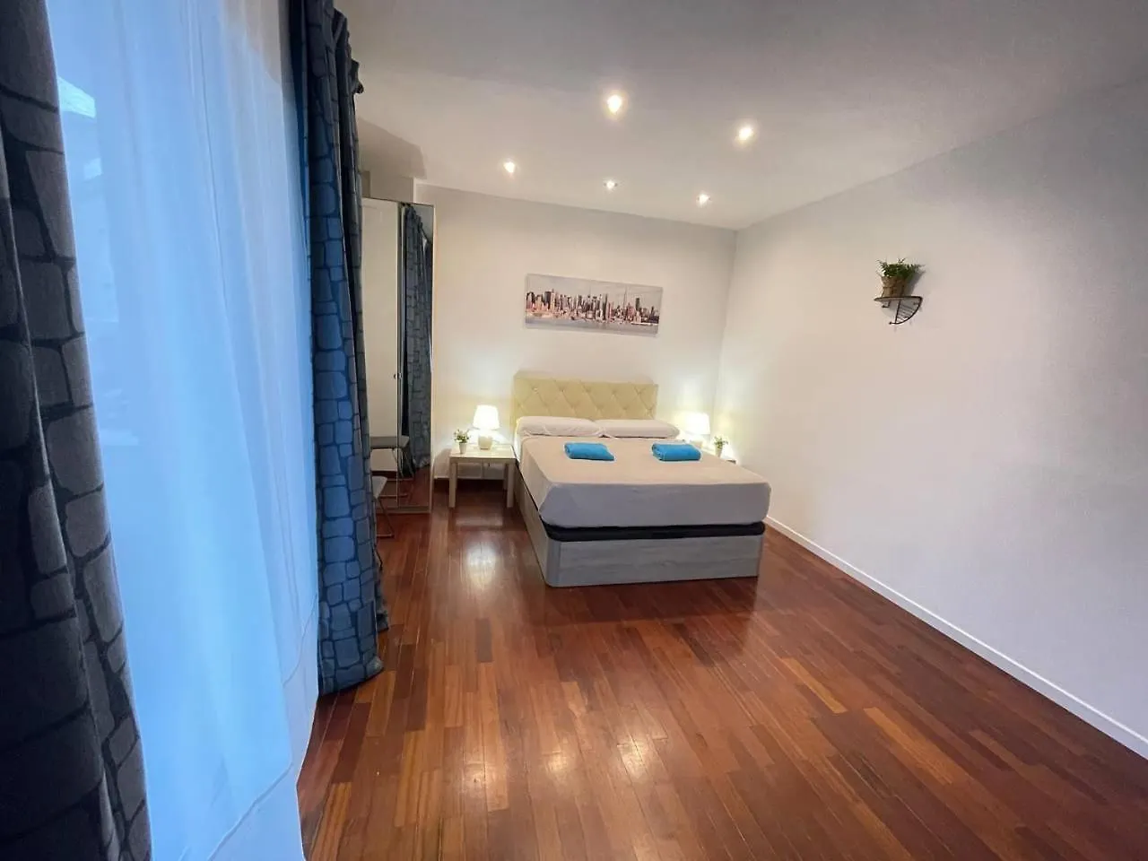 Rooms Paris Barcelona