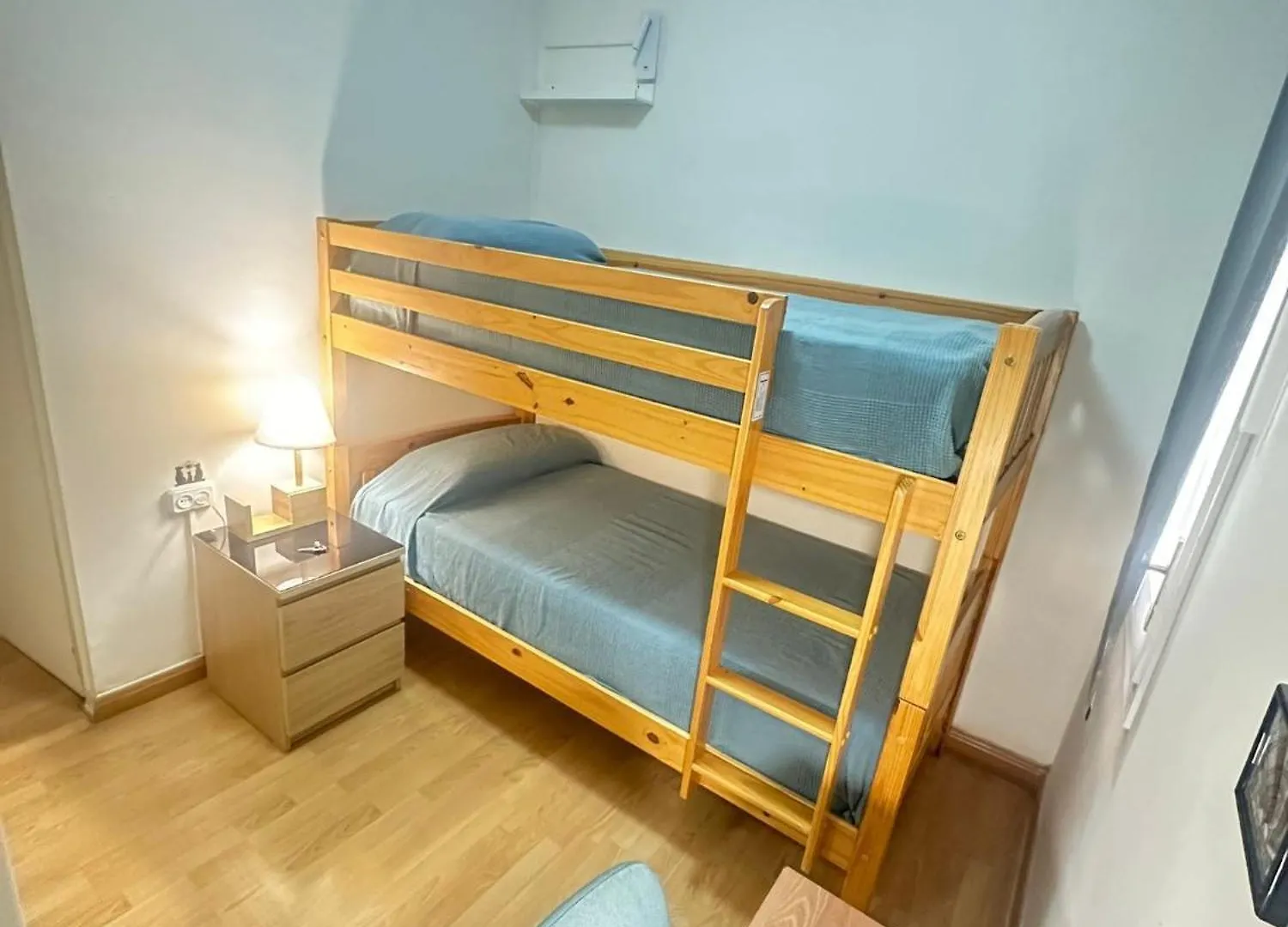 Rooms Paris Barcelona